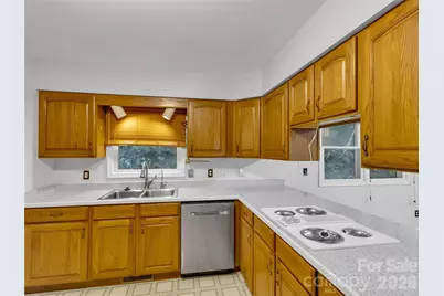 250 Camp Creek Road, Whittier, NC 28789 - Photo 4