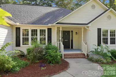 303 N Deerfield Circle, Salisbury, NC 28147 - Photo 4