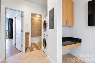 210 N Church St, Charlotte, NC 28202 - Photo 14