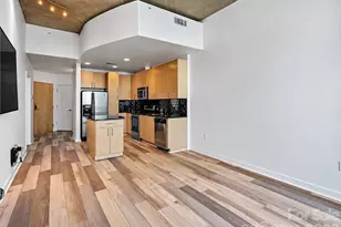 210 N Church St, Charlotte, NC 28202 - Photo 20