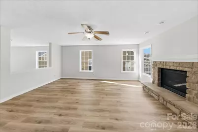 837 Chastain Avenue, Concord, NC 28025 - Photo 2