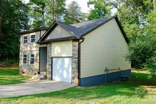524 Asbury Dr, Landrum, SC 29356 - Photo 2