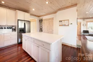 18 Wood Haven Ln, Black Mountain, NC 28711 - Photo 14