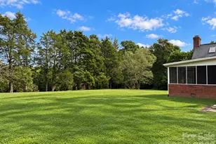 16506 Whispering Oaks Ln, Fort Mill, SC 29708 - Photo 2