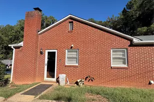 340 Nursery Ln, Statesville, NC 28677 - Photo 4