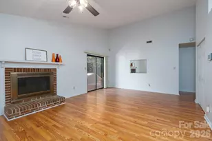 5805 Woodrock Ct, Charlotte, NC 28214 - Photo 10