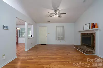 5805 Woodrock Court, Charlotte, NC 28214 - Photo 8