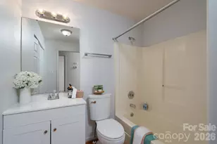 5805 Woodrock Ct, Charlotte, NC 28214 - Photo 20
