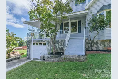 135 Patton Avenue, Canton, NC 28716 - Photo 4