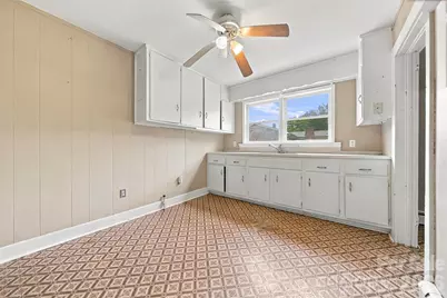 98 Duke Street, Granite Falls, NC 28630 - Photo 16