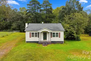 98 Duke St, Granite Falls, NC 28630 - Photo 4