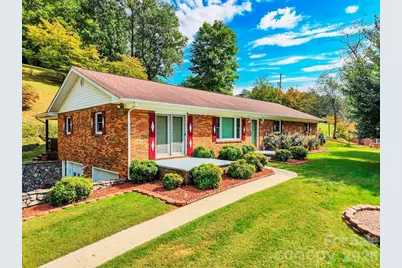 6762 US Highway 421 Highway N, Vilas, NC 28692 - Photo 2