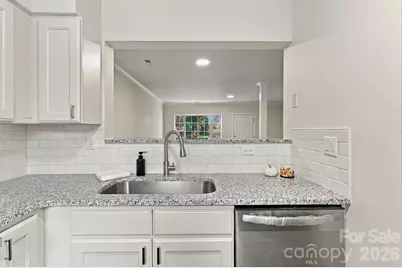 4210 Melrose Club Drive, Matthews, NC 28105 - Photo 8
