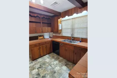 614 Carolina Avenue S, Statesville, NC 28677 - Photo 12