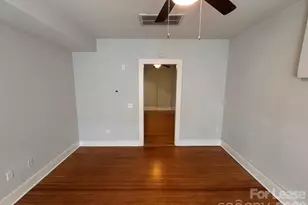 102 W 2nd Ave, Gastonia, NC 28052 - Photo 6