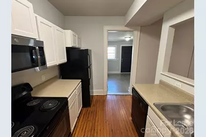 102 W Second Avenue #110, Gastonia, NC 28052 - Photo 2