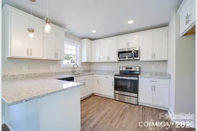 1245 Carolyn Avenue, Kannapolis, NC 28083 - Photo 2