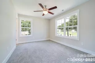 1245 Carolyn Ave, Kannapolis, NC 28083 - Photo 8