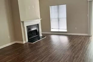6412 Mallard View Ln, Charlotte, NC 28269 - Photo 2