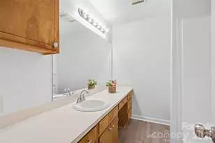424 Holland Dr, Statesville, NC 28677 - Photo 12
