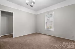 1847 2nd Ave SW, Hickory, NC 28602 - Photo 8