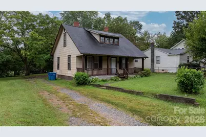 1847 2nd Avenue SW, Hickory, NC 28602 - Photo 2
