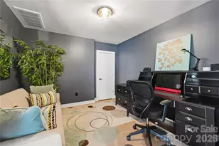 505 E 6th St, Charlotte, NC 28202 - Photo 32