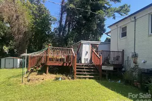 2507 Elkwood Cir, Charlotte, NC 28205 - Photo 24