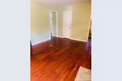 2507 Elkwood Circle, Charlotte, NC 28205 - Photo 16