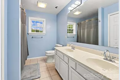 1345 Shirebourn None, Hickory, NC 28602 - Photo 20