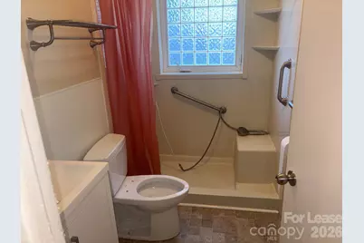 103 Fairground Avenue, Hendersonville, NC 28792 - Photo 8