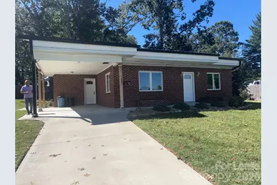 103 Fairground Avenue, Hendersonville, NC 28792 - Photo 1