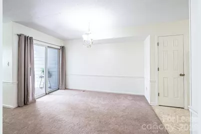 617 College Avenue SW, Lenoir, NC 28645 - Photo 6