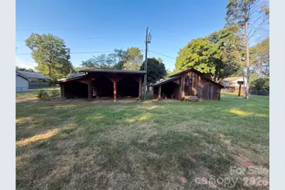 1809 Love Road, Monroe, NC 28110 - Photo 8