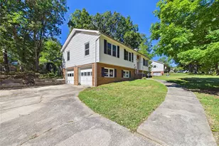 583 Brownlee Dr SW, Concord, NC 28025 - Photo 4