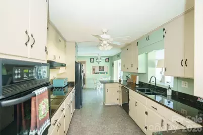 217 Salisbury Street, Rockwell, NC 28138 - Photo 10