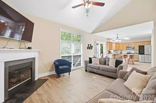14010 Wild Elm Rd, Charlotte, NC 28277 - Photo 2