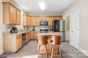 14010 Wild Elm Rd, Charlotte, NC 28277 - Photo 8