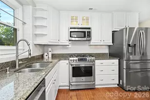 9931 Deer Spring Ln, Charlotte, NC 28210 - Photo 14