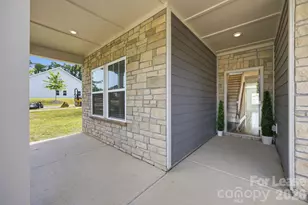 4405 Duplin Dr, Charlotte, NC 28214 - Photo 2