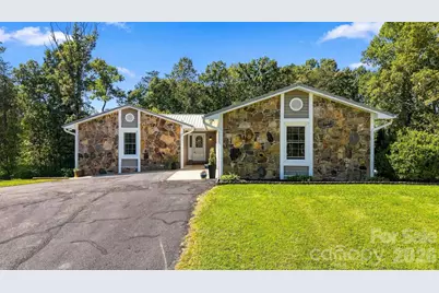 2094 South Fork Drive, Morganton, NC 28655 - Photo 2