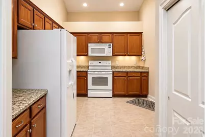 76 Mountain Meadow Circle, Weaverville, NC 28787 - Photo 6
