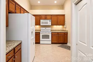 76 Mountain Meadow Cir, Weaverville, NC 28787 - Photo 6