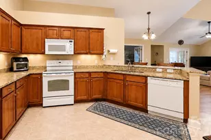 76 Mountain Meadow Cir, Weaverville, NC 28787 - Photo 4