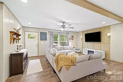 371 Piney Ridge Drive, Hendersonville, NC 28791 - Photo 6