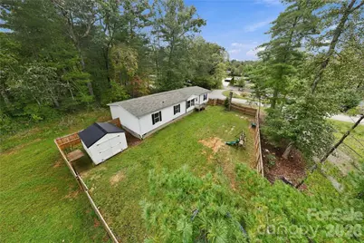 371 Piney Ridge Drive, Hendersonville, NC 28791 - Photo 2