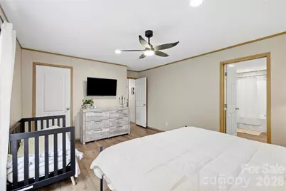 371 Piney Ridge Drive, Hendersonville, NC 28791 - Photo 16