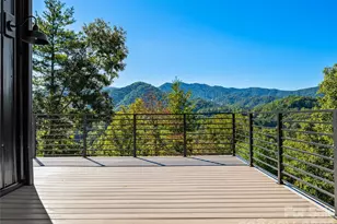 700 Sunnyside Dr, Marshall, NC 28753 - Photo 2