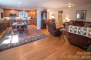 2231 North Point Dr, Nebo, NC 28761 - Photo 10