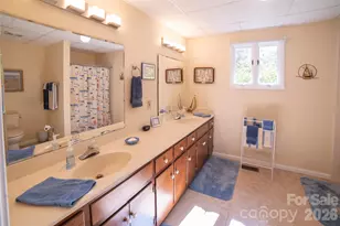 2231 North Point Dr, Nebo, NC 28761 - Photo 30